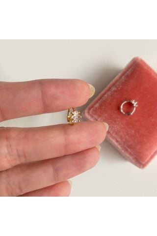 Kadın Minimal Pembe Baget Taşlı Halka Tragus Piercing