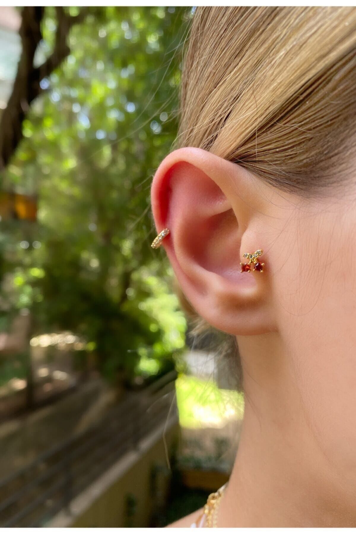 Kadın Gold Renkli Kiraz Tragus Kıkırdak Piercing