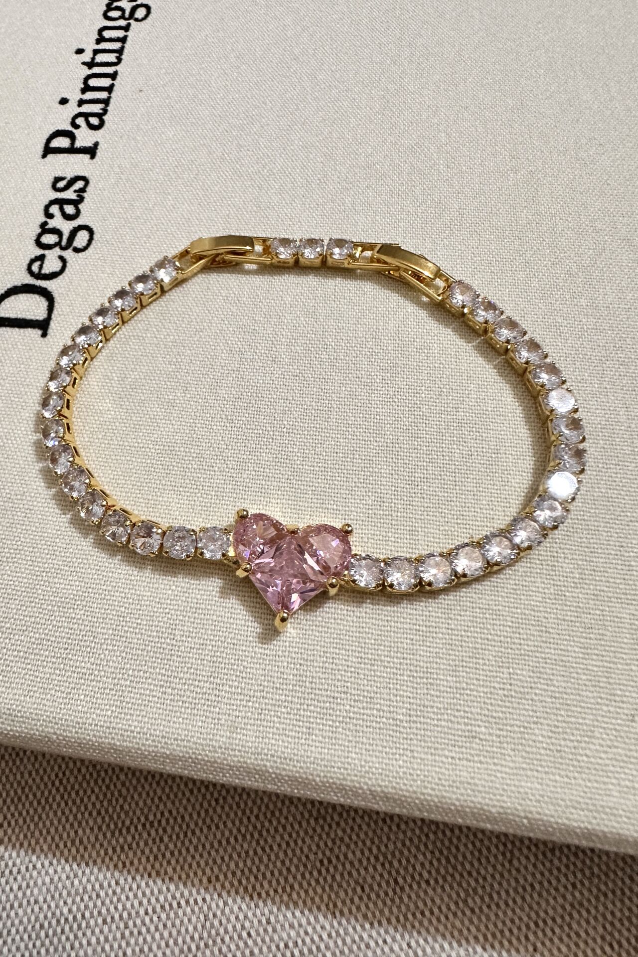 Pembe Kalpli Su Yolu Bileklik
